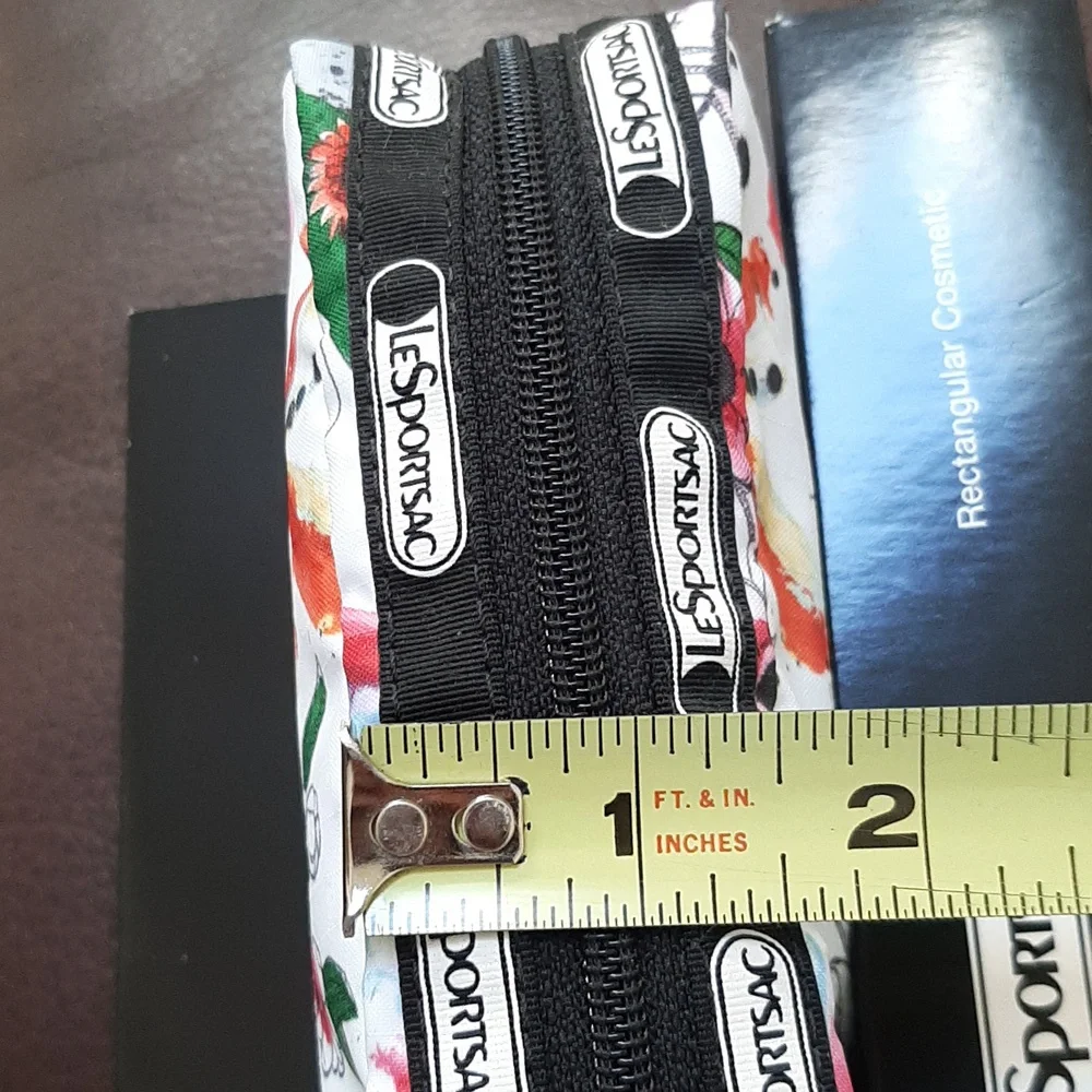 LeSportsac NIB rectangular cosmetic bag